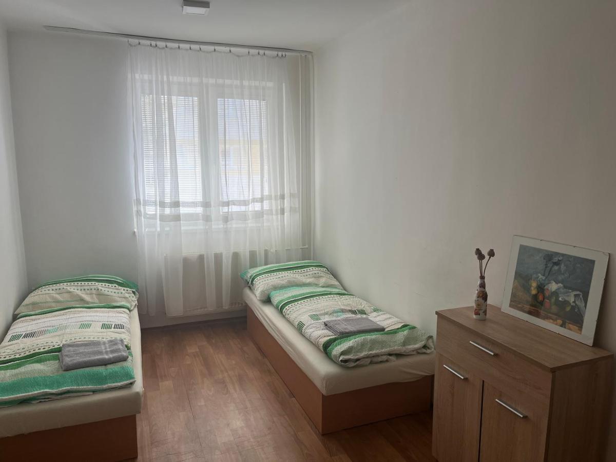 Danubius Szallo Komarno Bagian luar foto